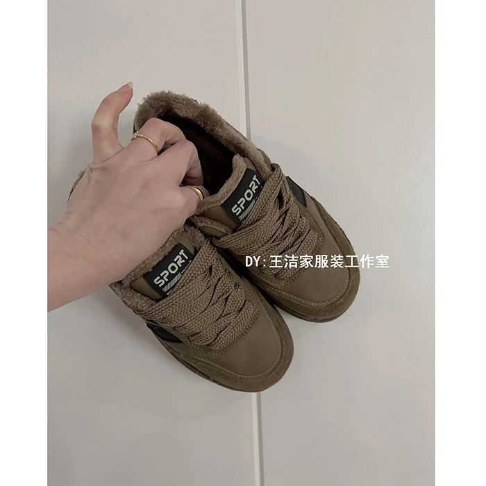 《美拉德》王洁家自制时尚百搭舒适冬季加绒休闲板鞋