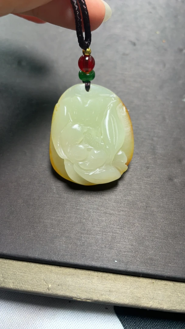 和田玉挂件荷花定制发货