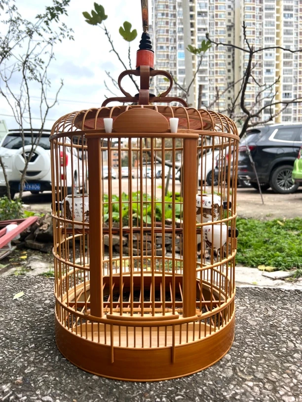 鸟笼（精品）直径34广底，活动底，本色笼，一丝到底。