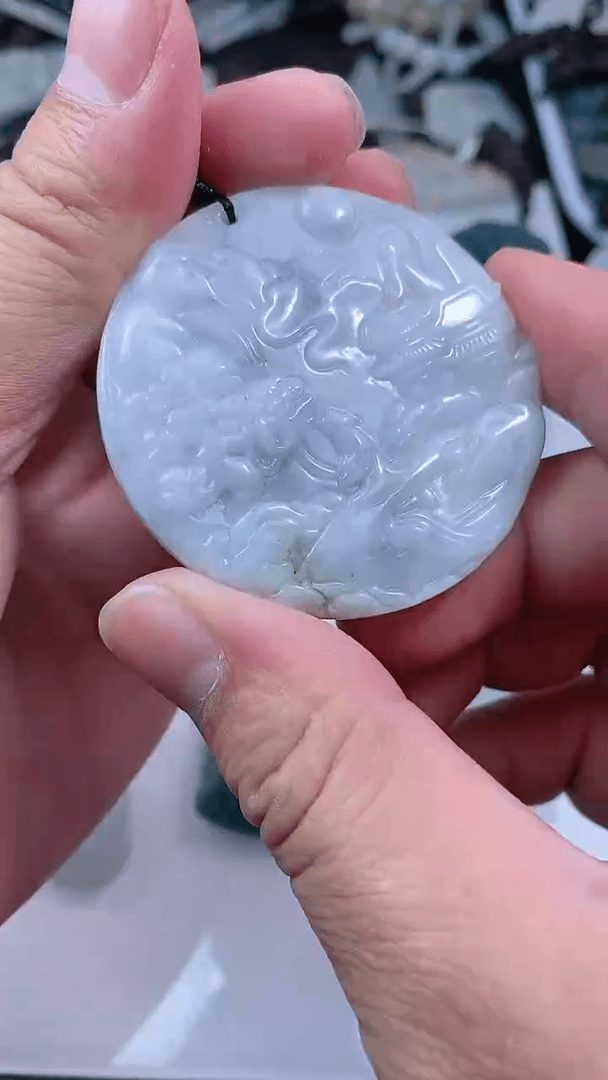 【闪购商品】翡翠颈饰未镶嵌.