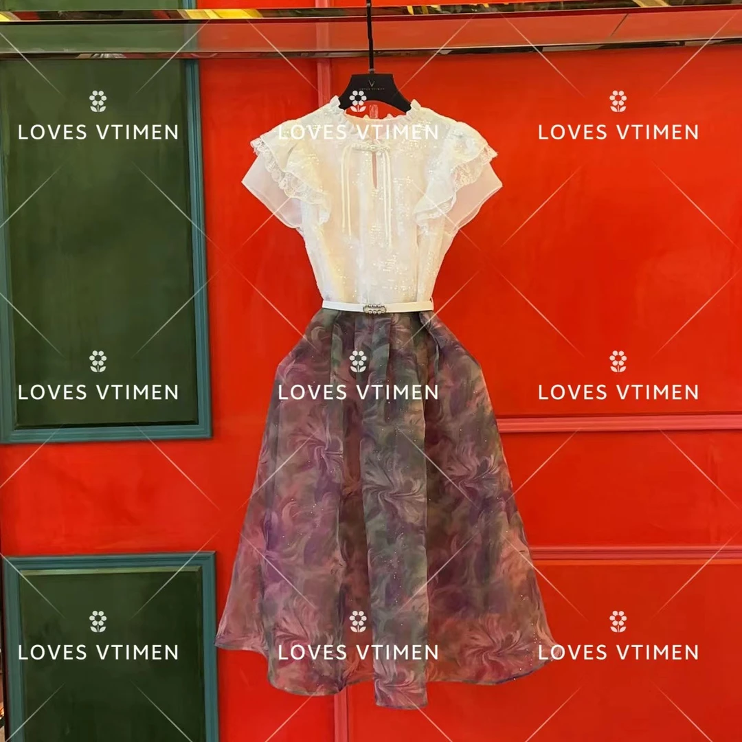 编号【28】夏季气质轻奢显瘦拼接蕾丝法式立体印花连衣裙LOVES-A853