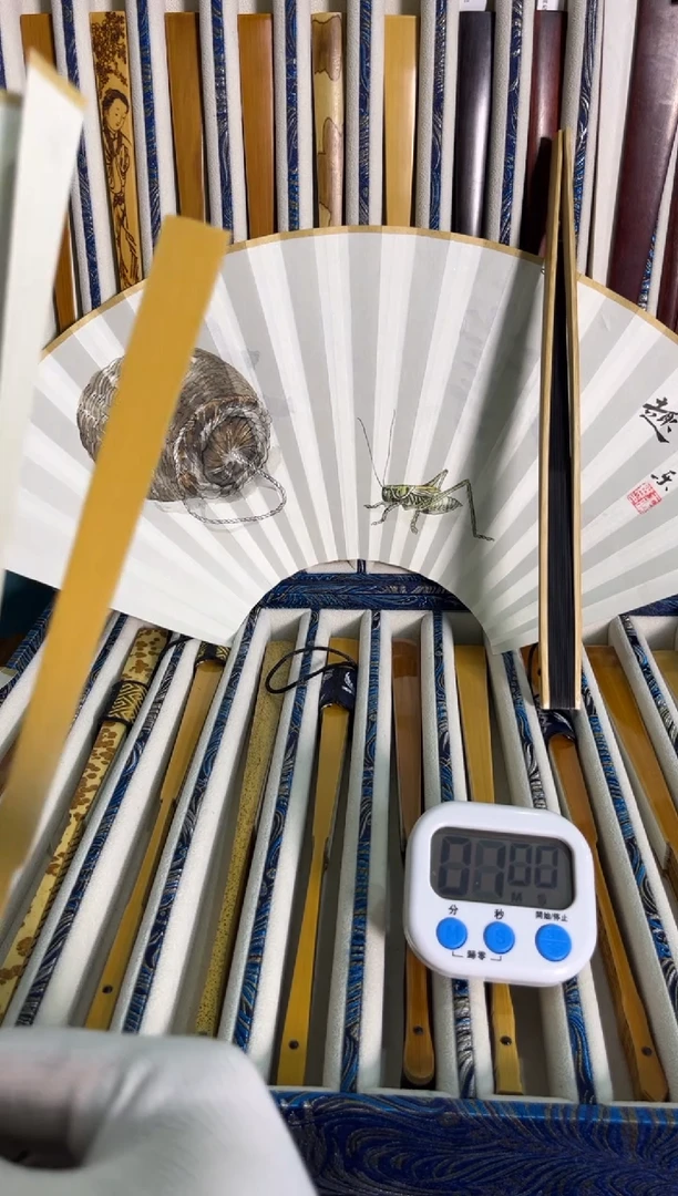 【闪购商品】书法蝈蝈加扇骨