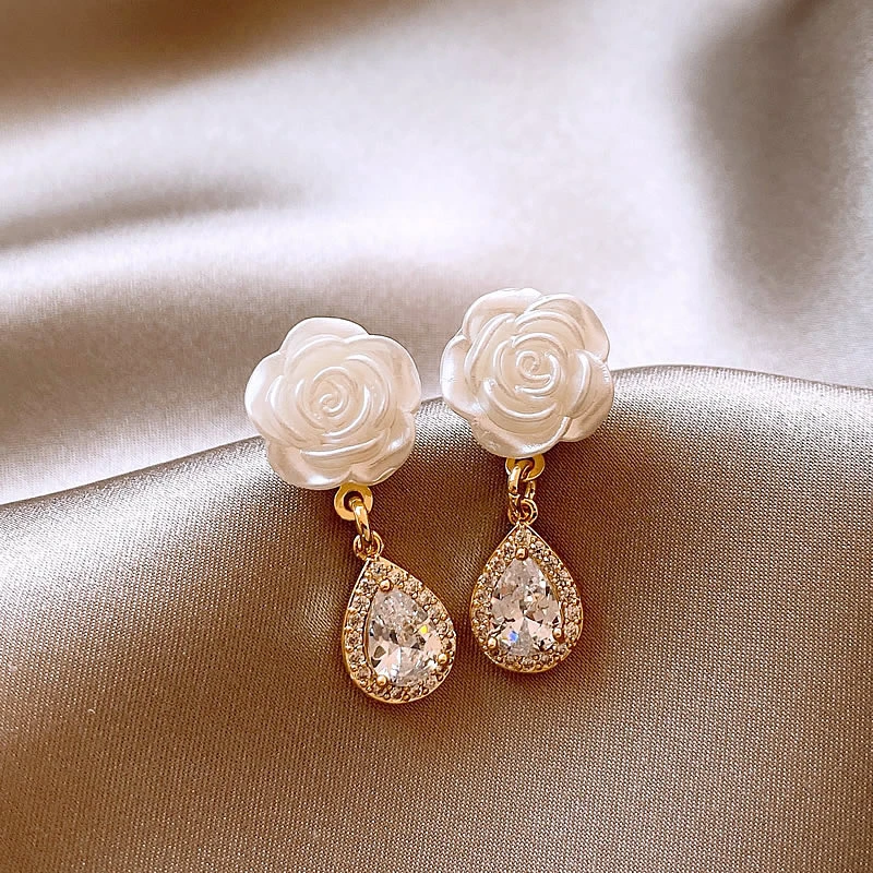 合金亚克力耳饰 S925银针山茶花耳环女轻奢小众水滴形锆石耳环