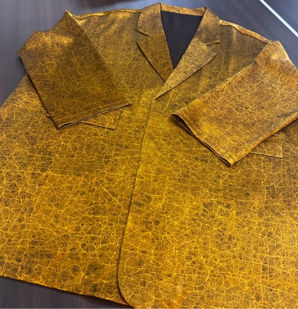 前喷60姆米皮子西装