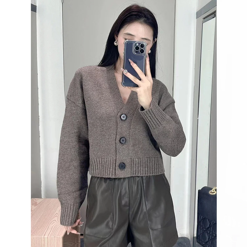 秋冬季新款标准版型短款落肩羊毛混纺衫复古学院风针织开衫30337