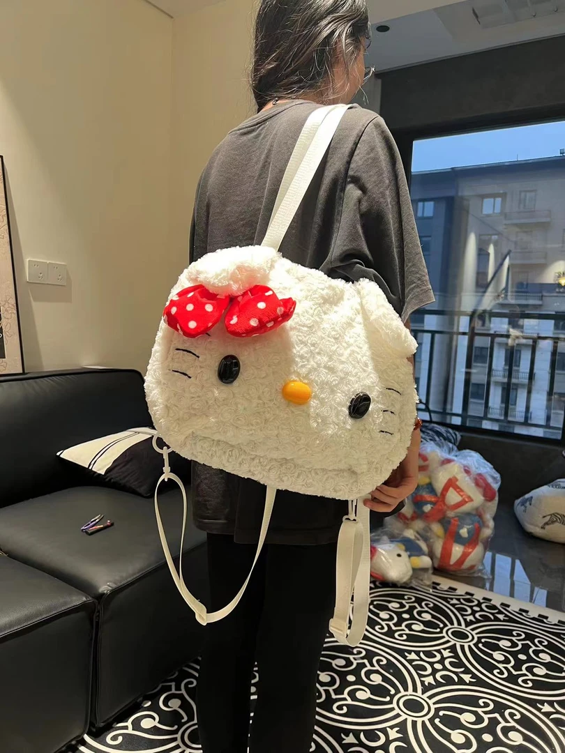 可爱毛绒hellokitty大脸双肩包百搭卡通秋冬大容量通勤背包百搭款