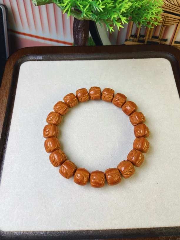 精品龙纹桃核直切