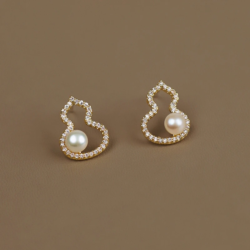 天然珍珠葫芦耳钉