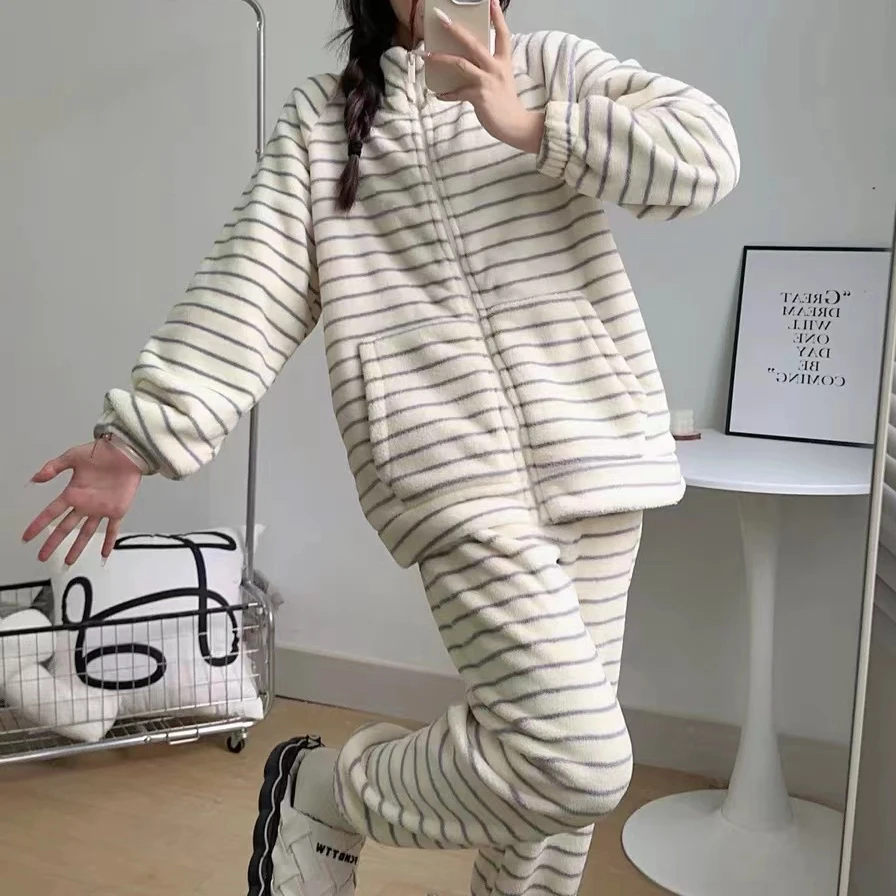 秋冬季加厚加绒珊瑚绒睡衣女学生宿舍拉链潮法兰绒家居服套装冬天