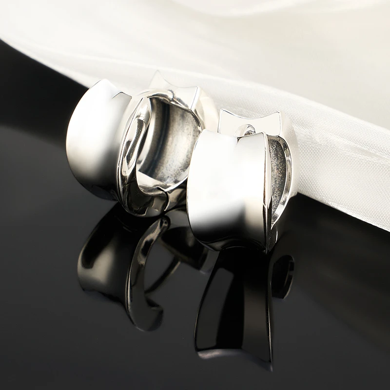 925银耳饰 梁雅帝新品【白银帝国】光版镜面气质纯银耳饰