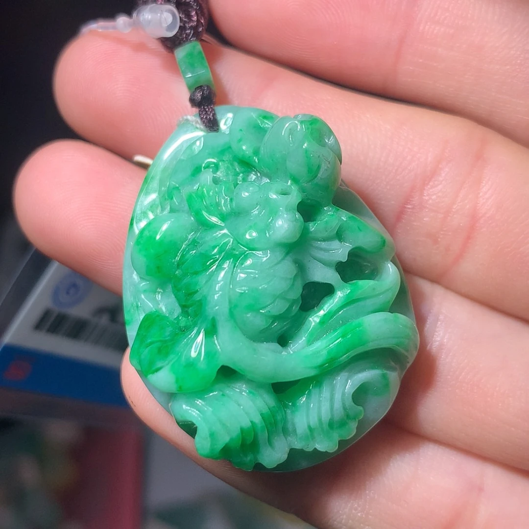 【闪购商品】翡翠颈饰未镶嵌