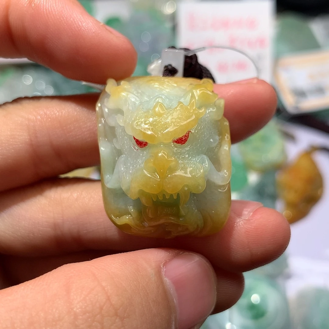 【闪购商品】翡翠颈饰未镶嵌俞**逢