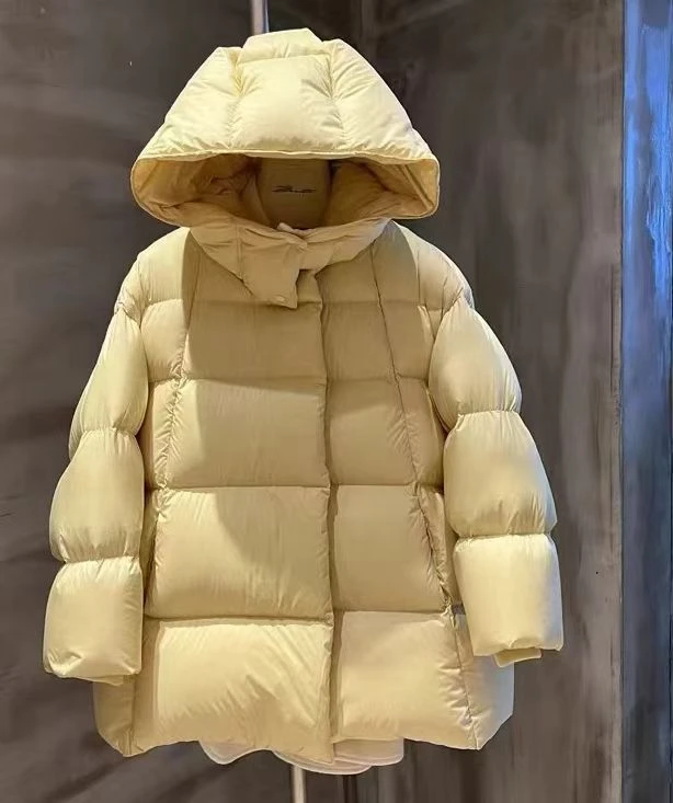 茧型泡芙羽绒服女短款冬新高级感连帽加厚保暖外套YY360