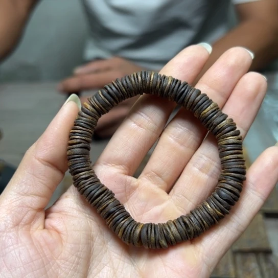 沉香手串沉水片珠单圈糖结11.2克