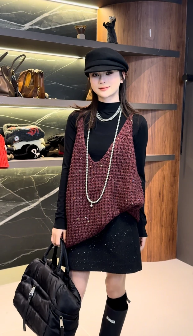 RISING&CLOUDS【小法】深圳南油冬季满钻深V领吊带毛衣110341GT