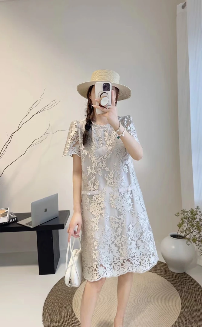 【书影推荐】YOUYU又遇 蕾丝气质连衣裙小香风