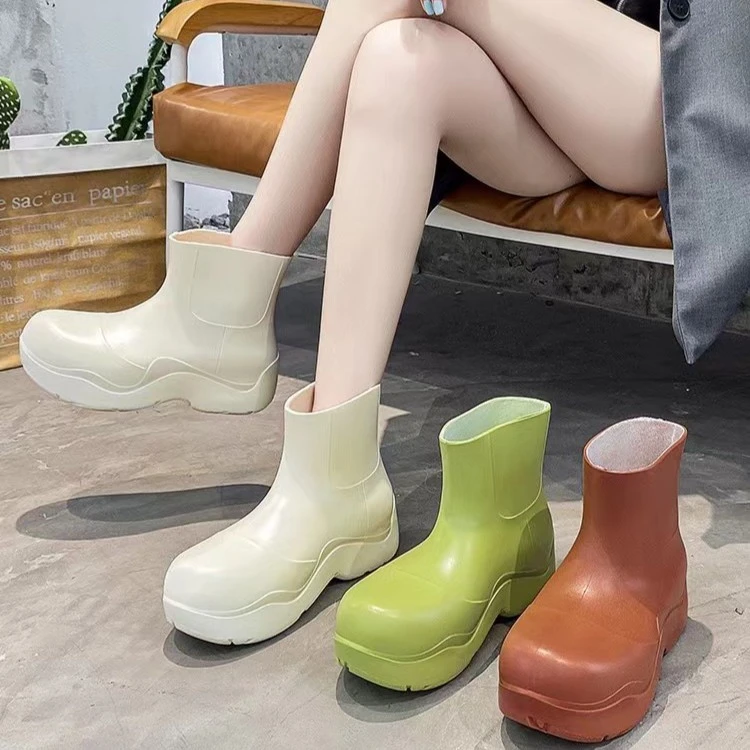 时尚2025女款百搭短筒外穿套鞋新款女士可爱中筒厚底水鞋女款防滑