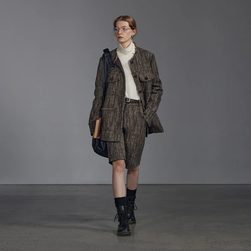 半圆原创设计2025冬季新款复古小香风羽绒服外套套装Y23499023