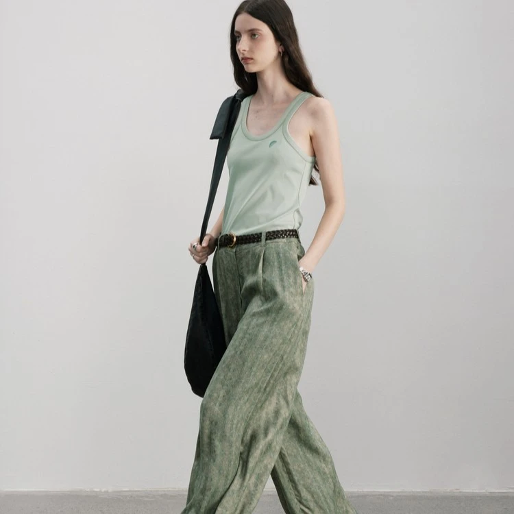 强捻针织回弹好半圆2023夏季新款背心简约U领吸湿排汗D23224211