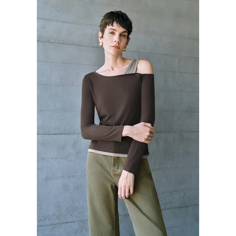 UR女装美拉德假两件镂空斜肩领长袖T恤UWH440092