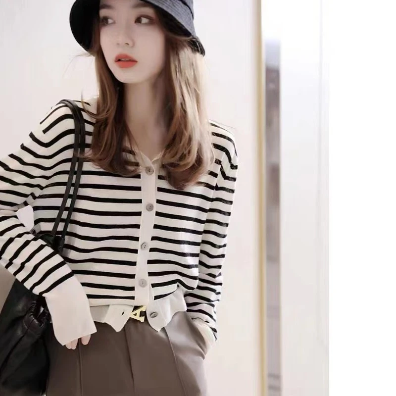 精纺羊毛针织开衫女款2023春秋新款复古条纹外搭上衣爆款毛衣外套