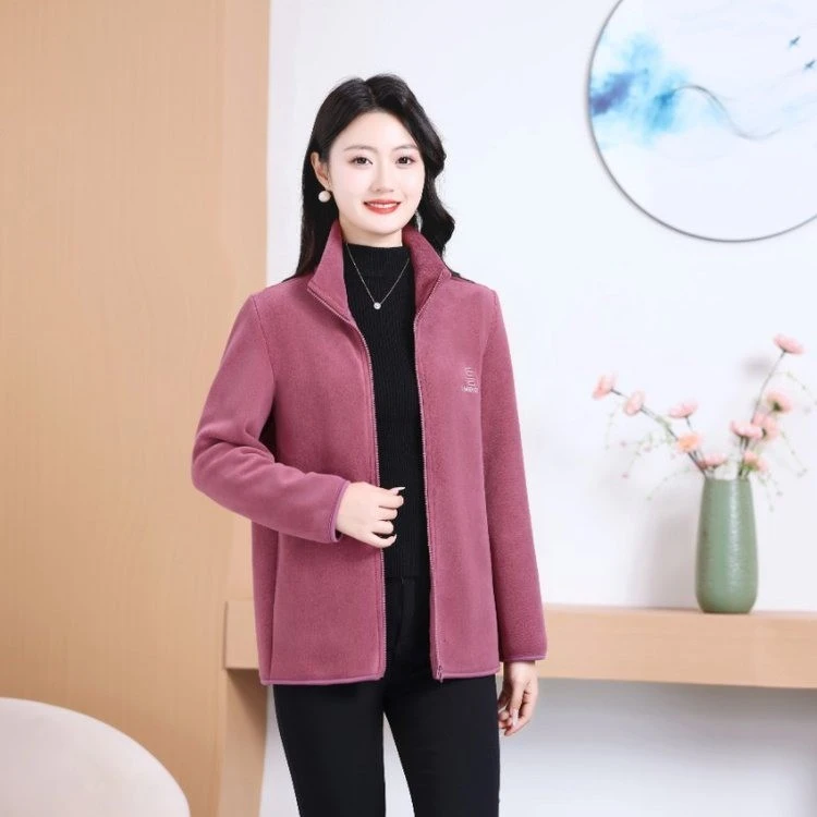 2024秋冬大码休闲百搭保暖女款加厚时尚中老年妈妈装外套