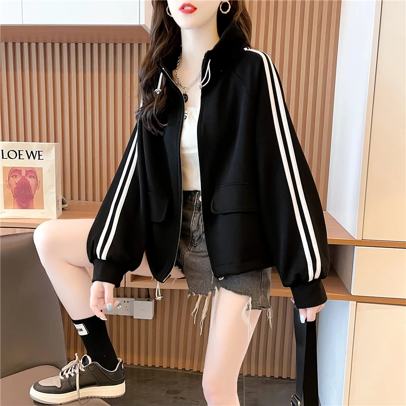 春秋薄款外套女2025新款爆款设计感小众宽松气质高级感炸街上衣潮