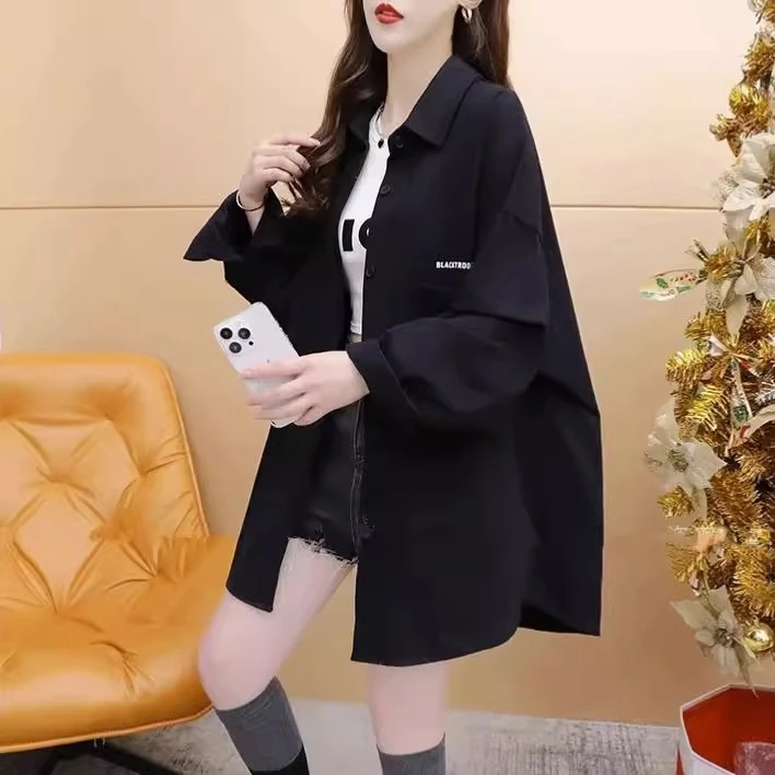 设计感牛仔衬衫外套女春秋2025新款港味爆款大码宽松洋气百搭上衣