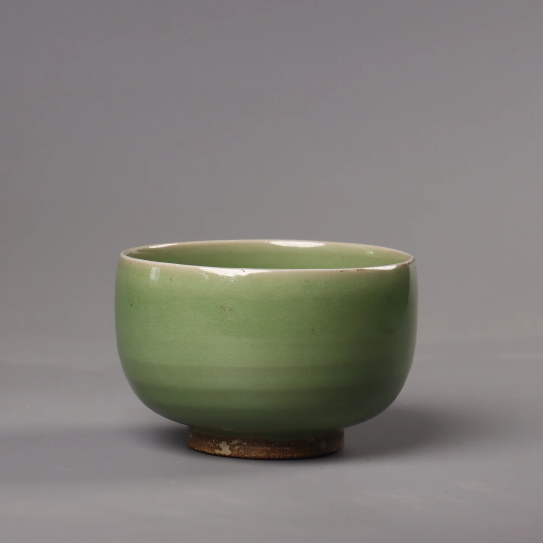 东沟窑梅子青釉钵（口径13cm高8.6cm）