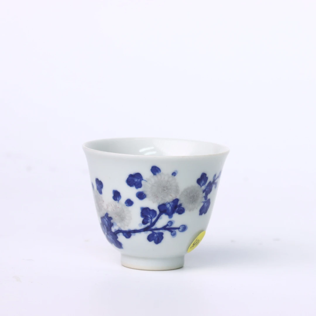 【清雍正】青花折枝花卉纹杯（口径6.6cm）384
