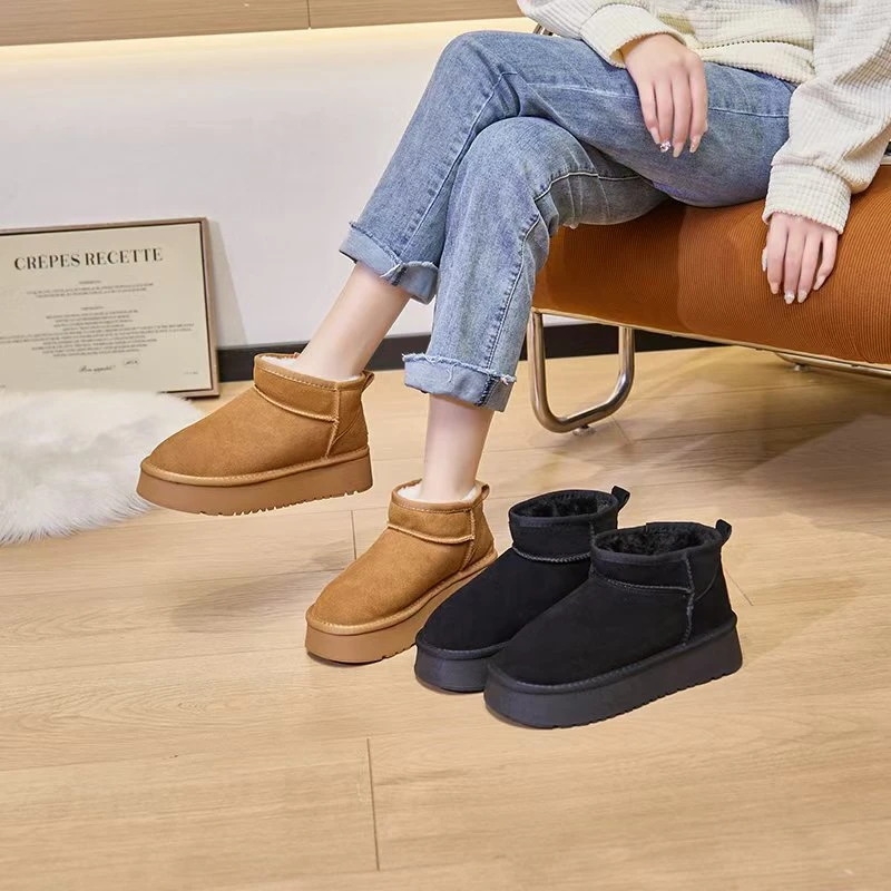 真皮雪地靴女冬季2024款一脚蹬保暖防滑外穿加绒短款筒靴防水