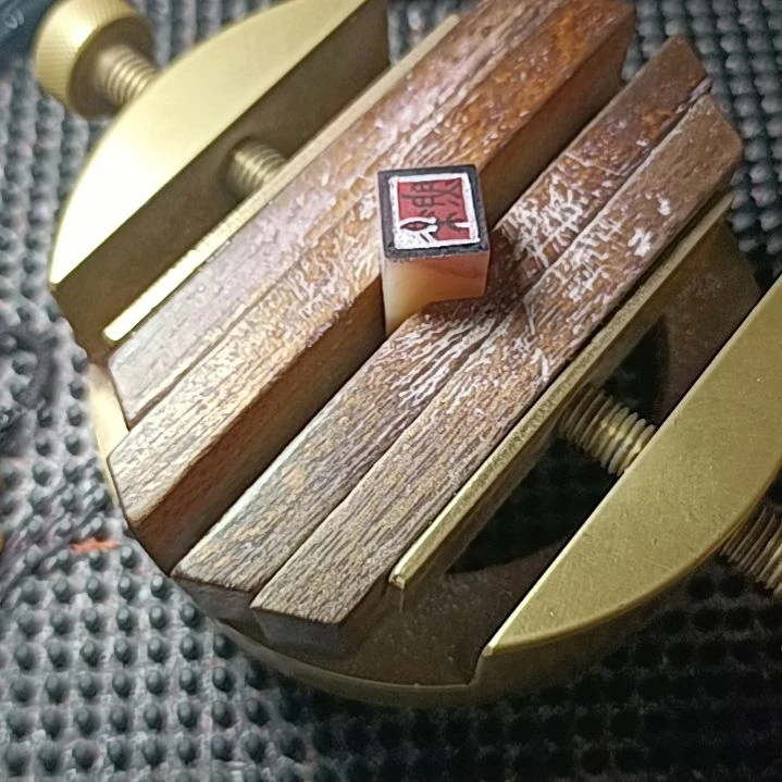 【闪购商品】石头砖雕曦*