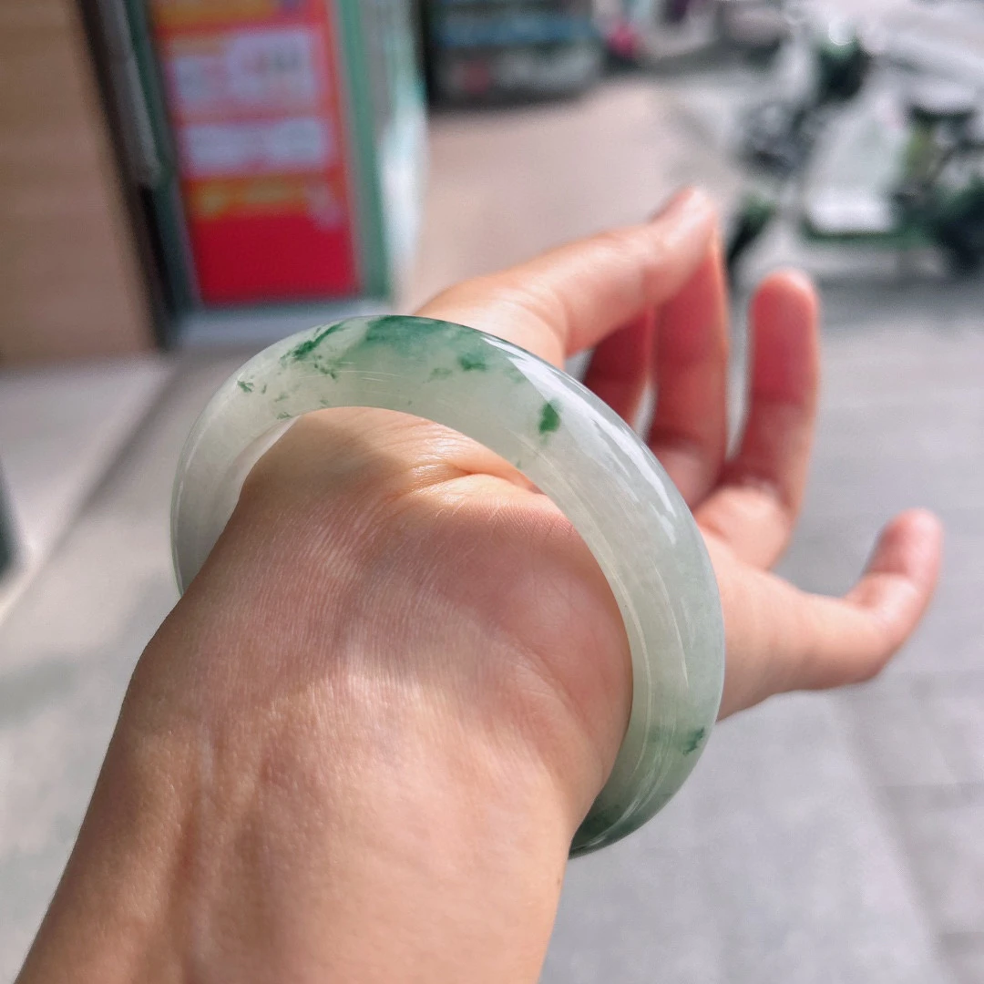正圈口尺寸：58.3-13.4-8.8手镯