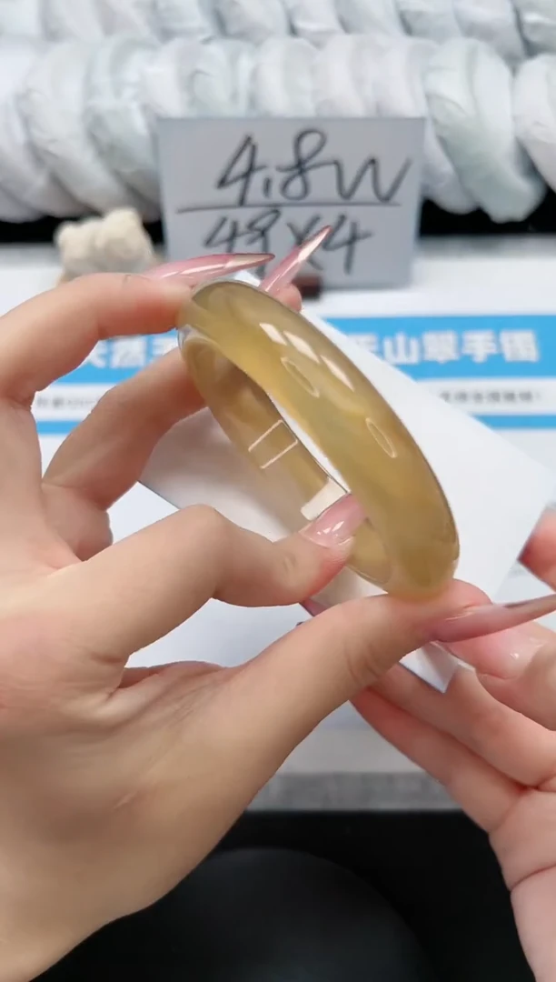 【闪购商品】石英质玉手镯未镶嵌414/香槟57.4