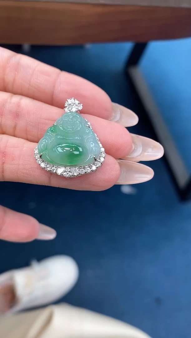 【闪购商品】翡翠颈饰18K金镶嵌佛公