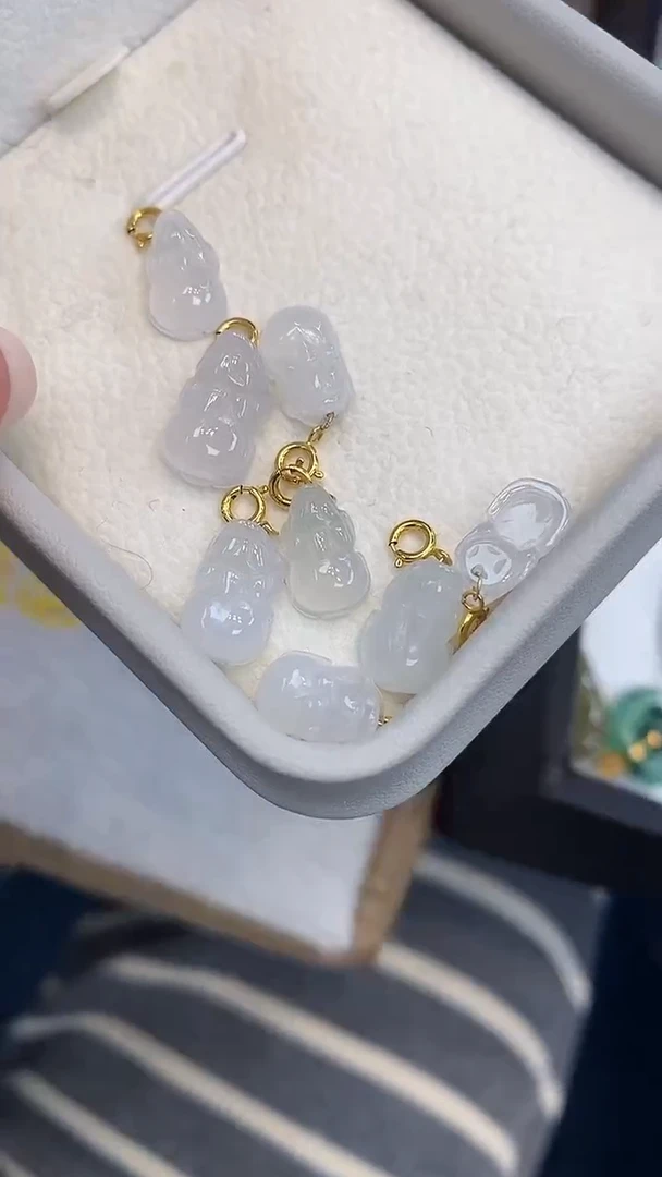 【闪购商品】翡翠滴流18K金镶嵌小貔貅-多样性，发其一