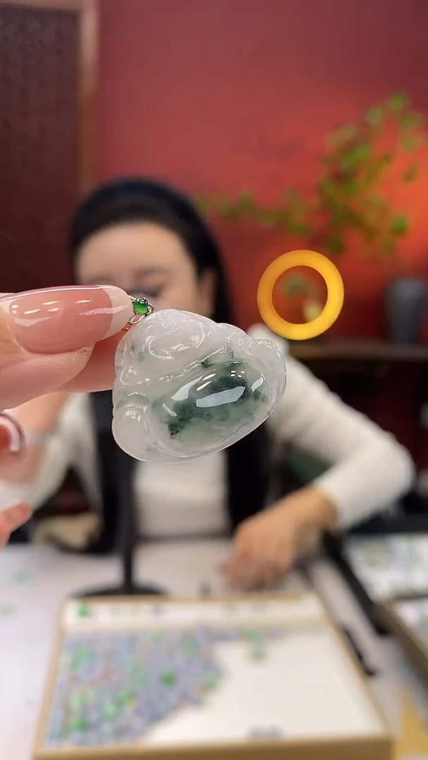 【闪购商品】翡翠颈饰18K金镶嵌佛公