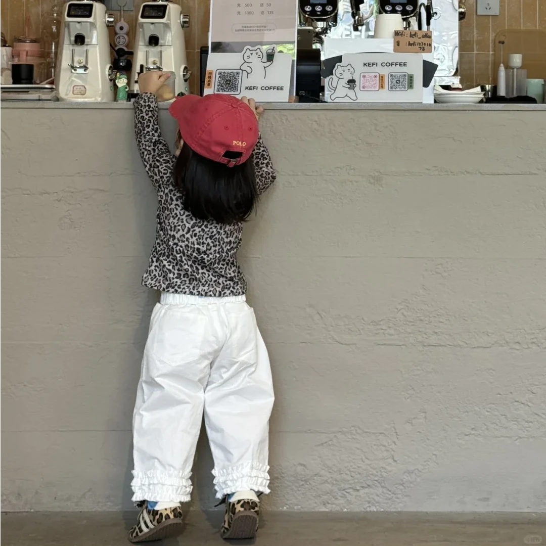 萌娃穿搭壹妈韩版童装女童套装秋装时髦洋气豹纹上衣白色阔腿裤潮