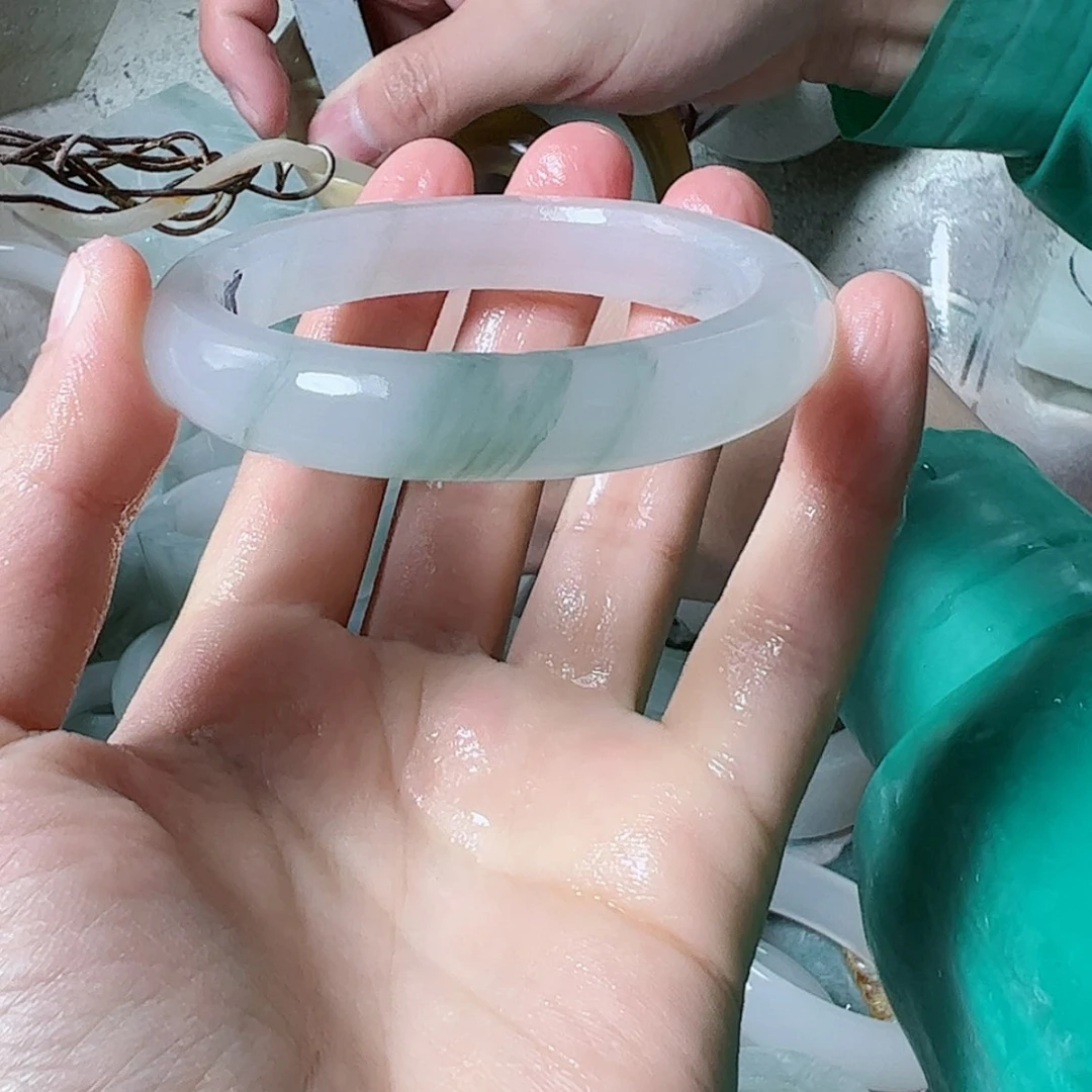 【闪购商品】石英质玉手镯未镶嵌小*丁加工定制5556