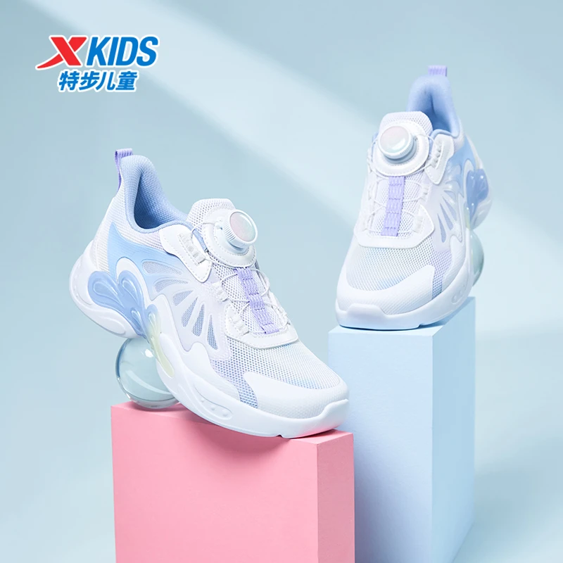 特步儿童冬季旋钮休闲鞋女童蝶翼防滑舒适密网运动鞋676214329341