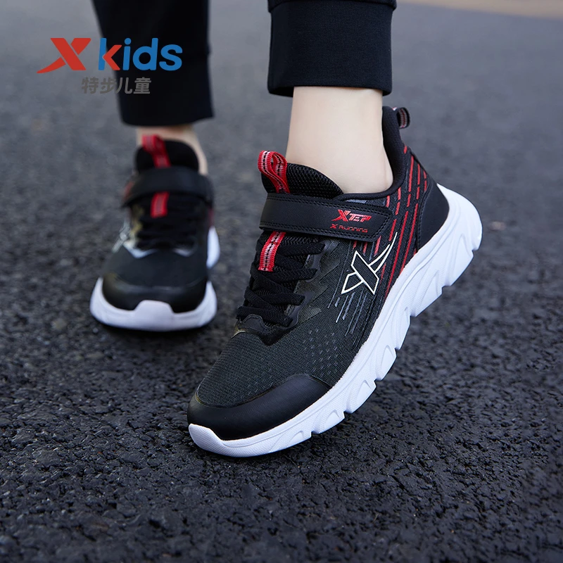 特步儿童秋季新款魔术贴跑步鞋中大童舒适运动鞋678215119126