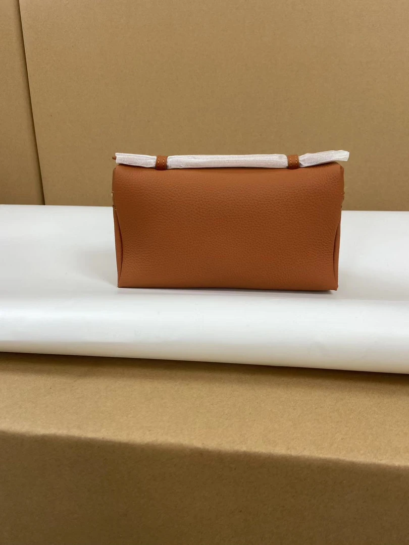 （林总福利）新款LP-19# 金棕女士手提包