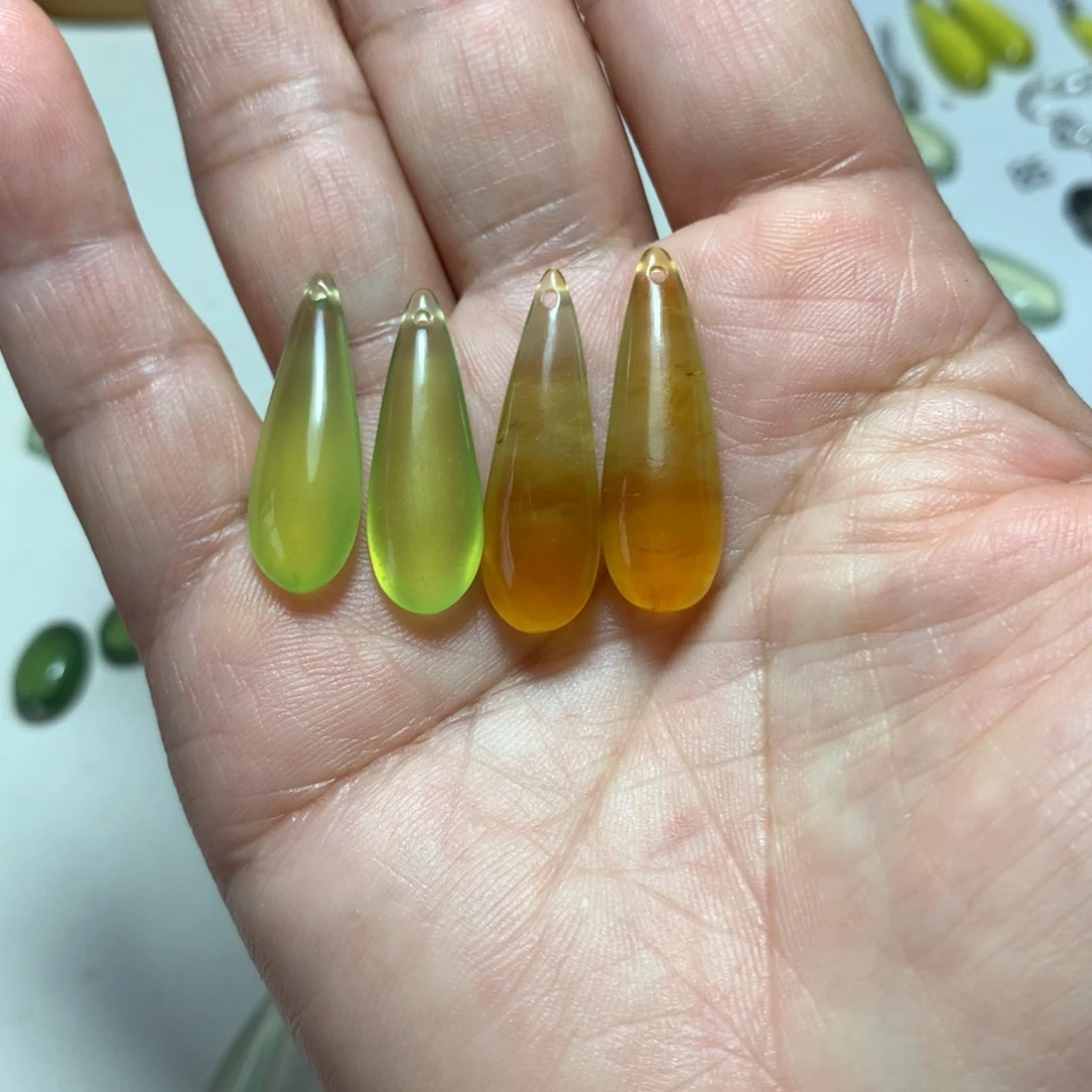 蛇纹石玉耳环银S925镶嵌呆*?
