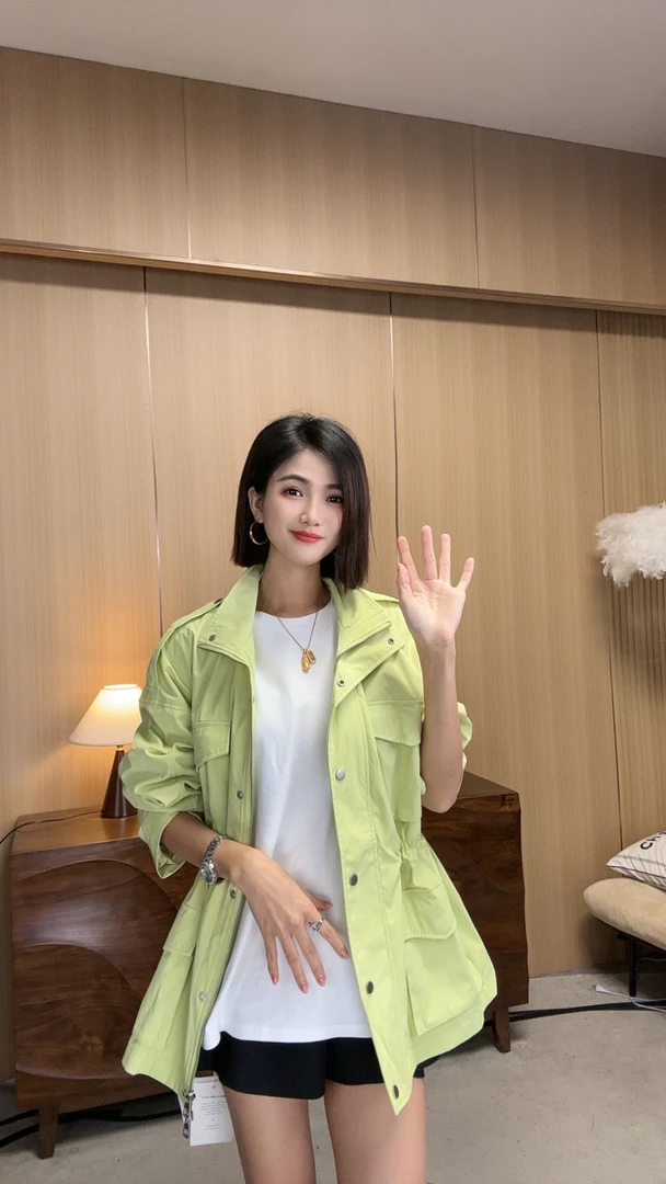 秋城新款韩版宽松设计感炸街冲锋衣外套上衣 08103
