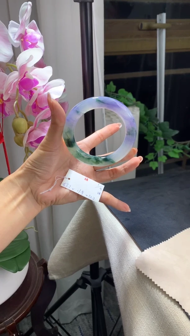 【闪购商品】翡翠手镯未镶嵌68夏沫拍下找耳机看购买须知