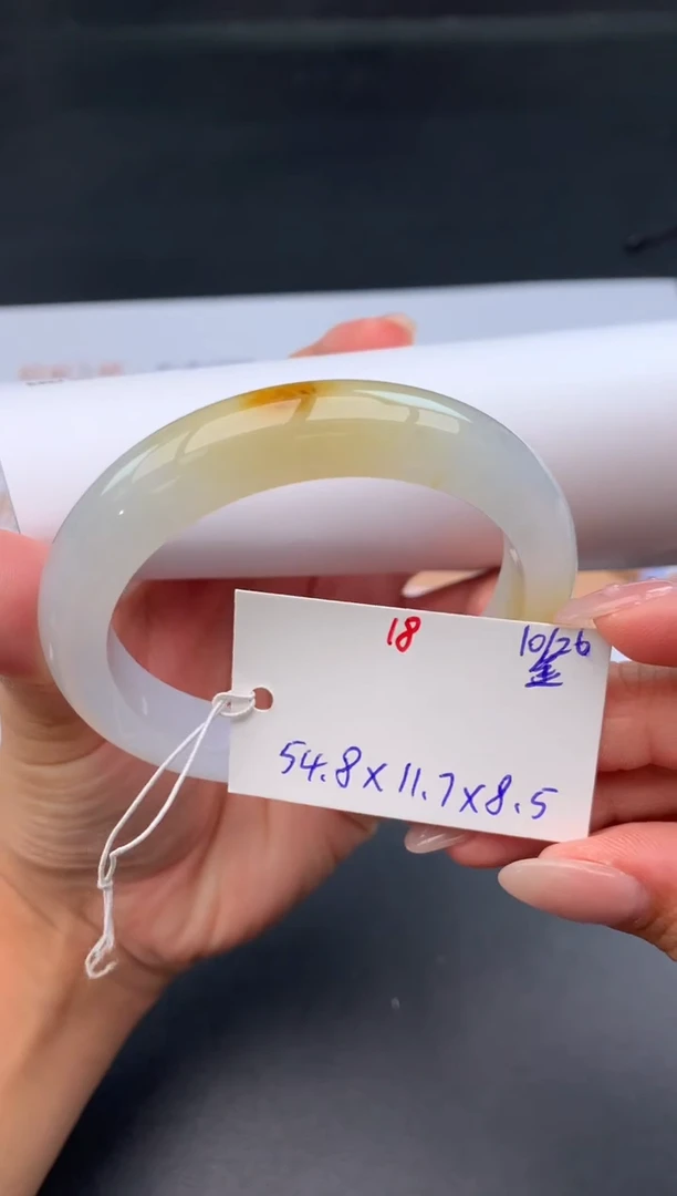 【闪购商品】翡翠手镯未镶嵌18金夫人拍下找耳机看购买须知