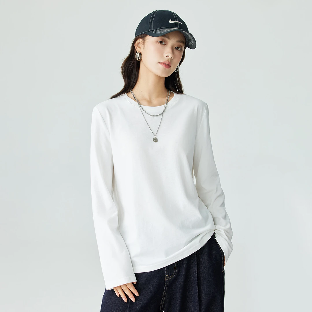 茵曼新款女T恤打底衫休闲长袖白纯棉圆领刺绣全棉时尚