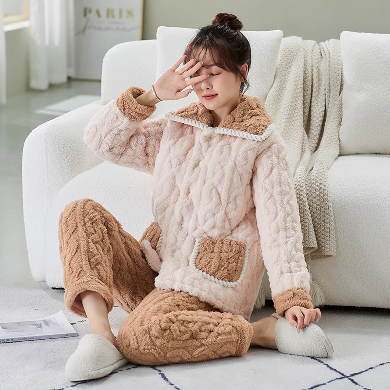 女士三层加厚夹棉睡衣冬季提花绒法兰绒保暖加绒家居服加超厚套装