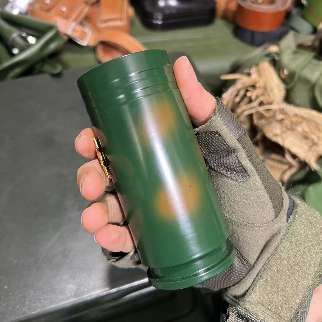 正品老货35绿色钢笔筒带五角星