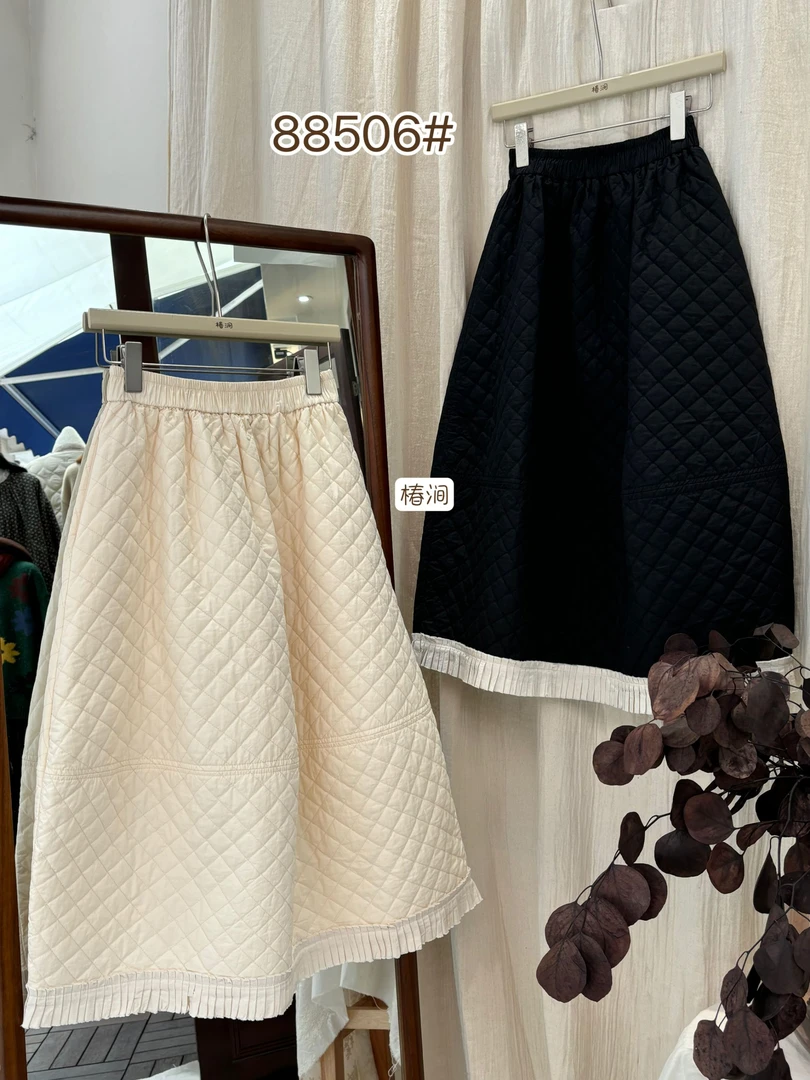 椿涧（88506）时尚菱格半裙